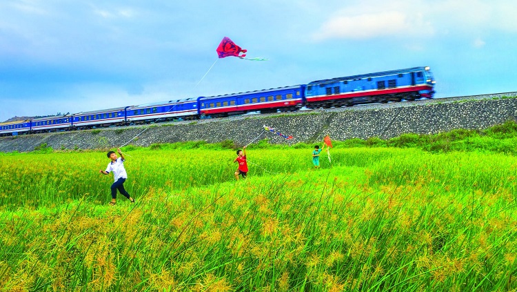 Sắp vận hành tuyến tàu du lịch kết nối di sản Huế - Phong Nha